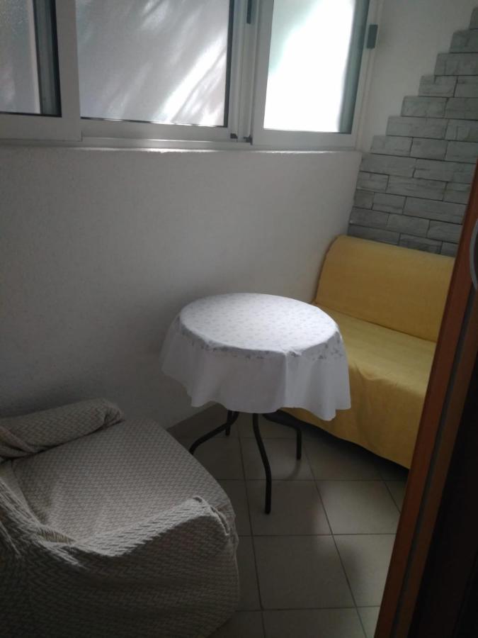 Apartmani Carevic 巴什卡沃达 外观 照片