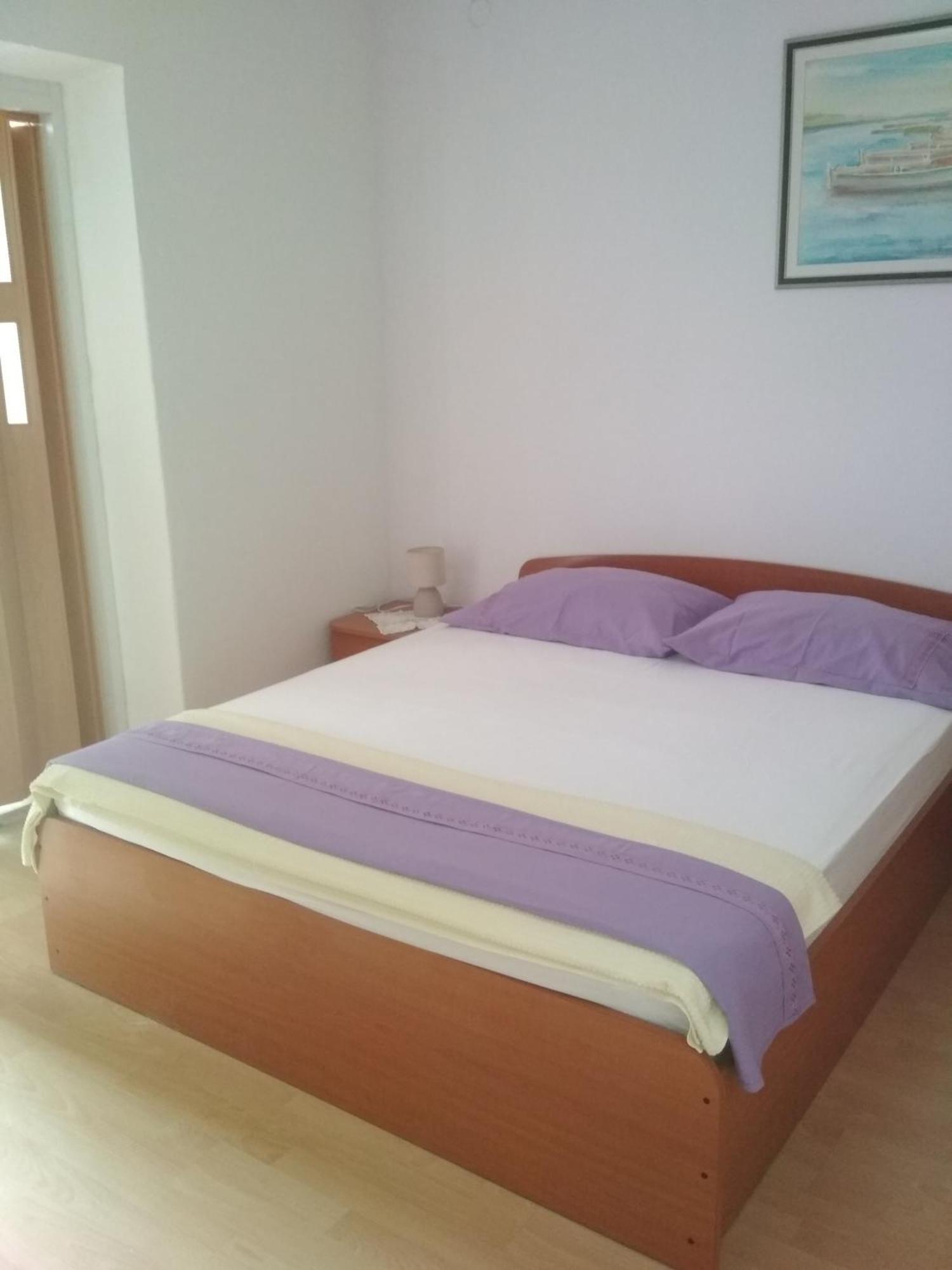 Apartmani Carevic 巴什卡沃达 外观 照片