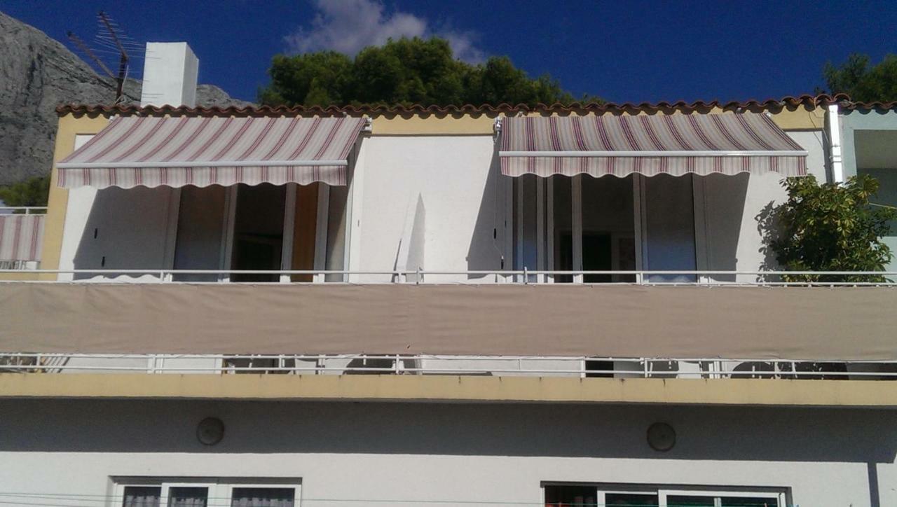 Apartmani Carevic 巴什卡沃达 外观 照片